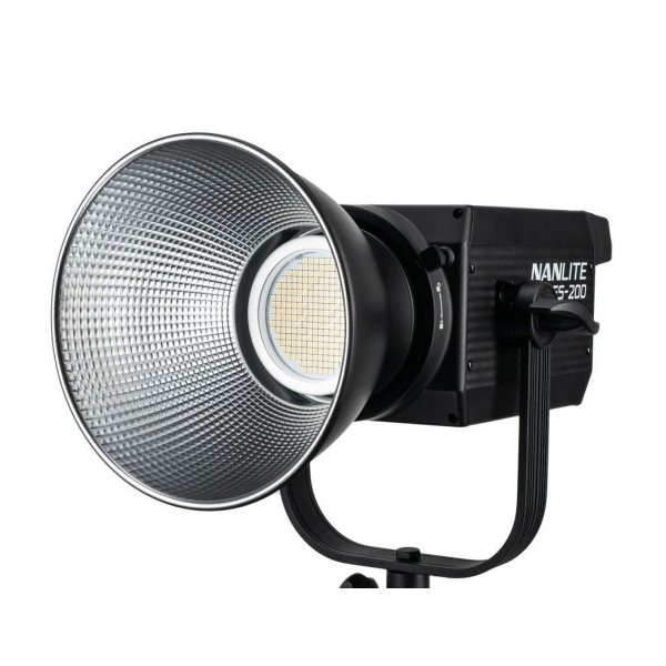 Nanlite FS 200 LED Spot Light