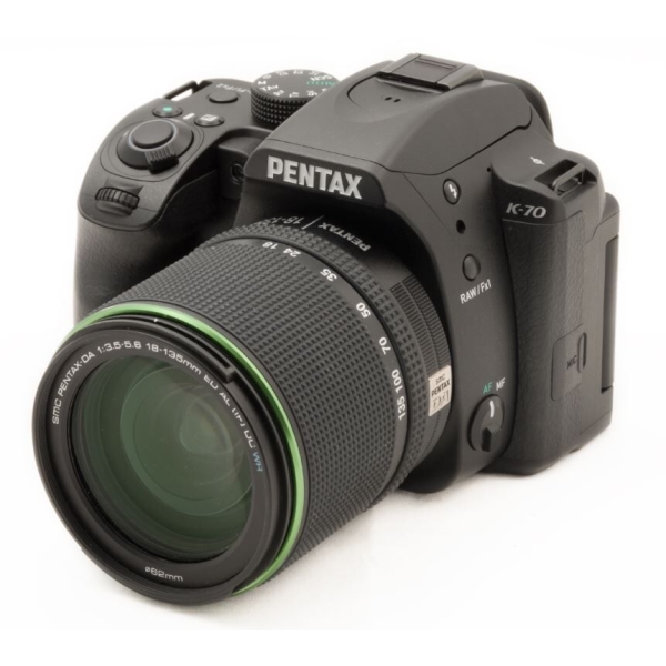 Pentax K-70 + 18-135mm
